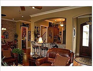 4th image of 104 Carondelet Ct