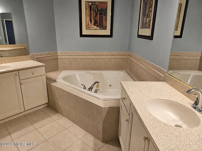 33 Cooper Ave #207 — Photo 11