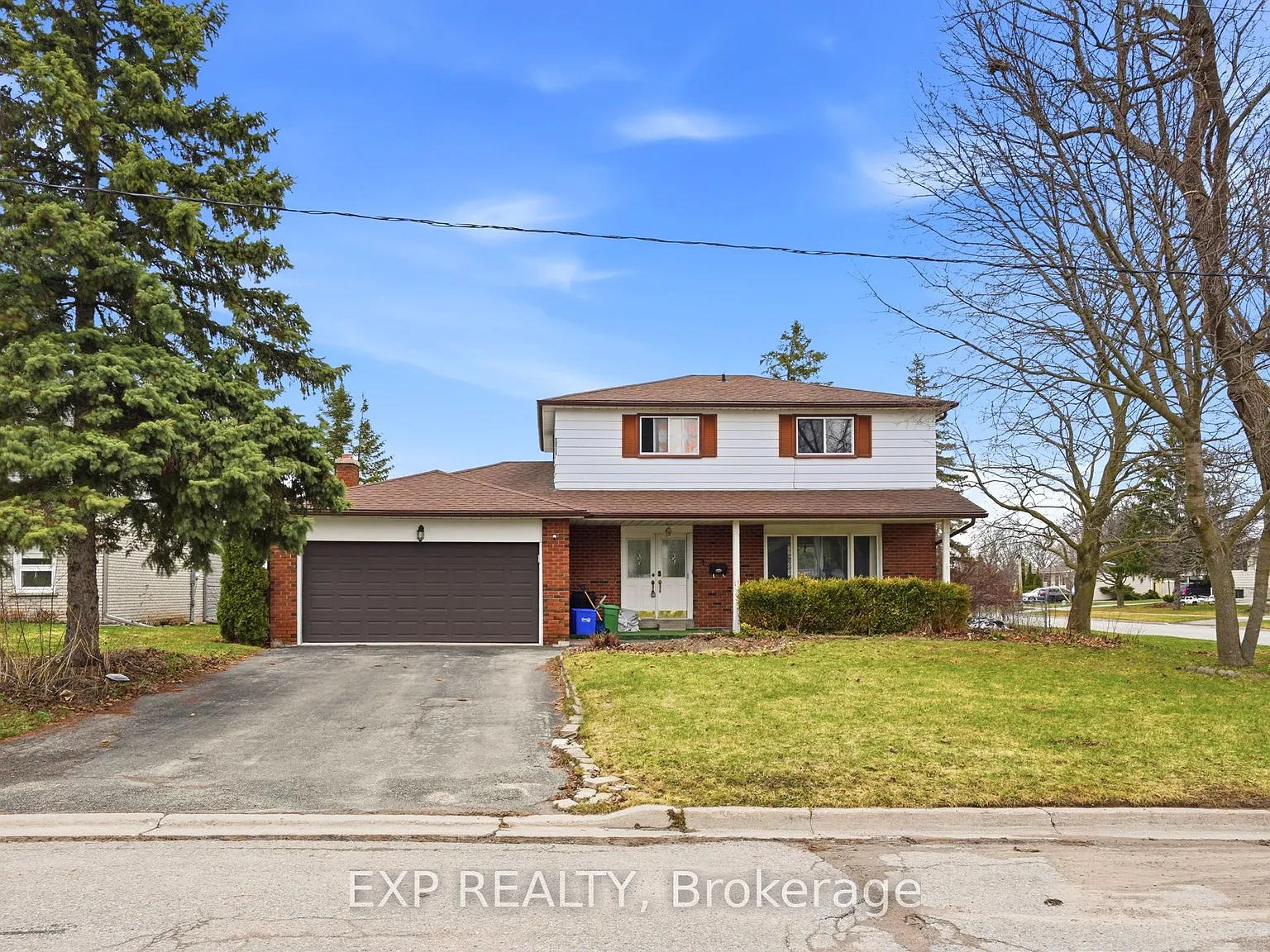 4 bed, $2,200 — Photo 1