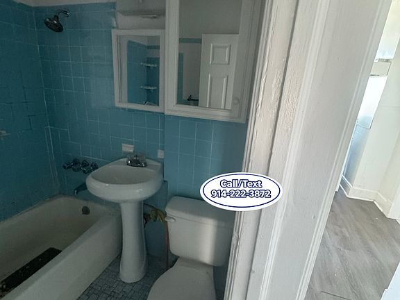 2nd image of 152 Ridge Ave #2W