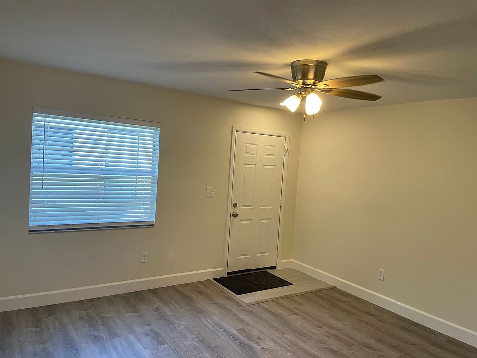 1st image of 6325 S Roberts Ave APT A