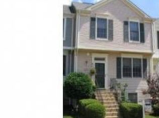 5807 Watermark Cir, Centreville, VA 20120