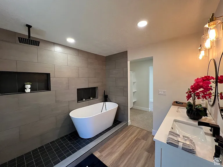 552 Chelsea Dr — Photo 16