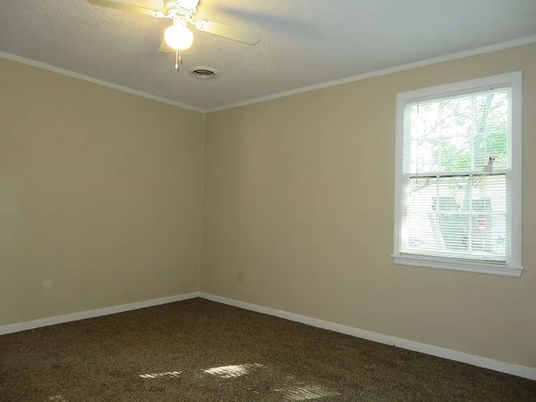 1104 Chatwood St — Photo 5