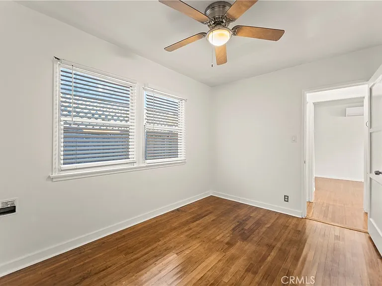 425 Venice Way #1/2 — Photo 11