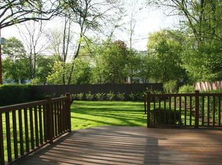 455 Berkeley Ave, Winnetka, IL 60093