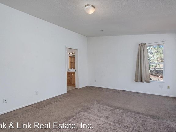 5th image of 3931 Central Ln