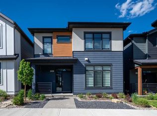 146 S Alpine Dr SW, Calgary, AB T2Y0V4