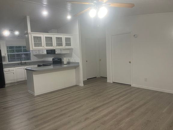 4th image of 4620 Hunting Lodge Dr