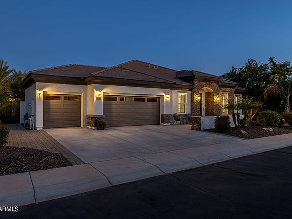 2nd image of 4641 S Amethyst Drive