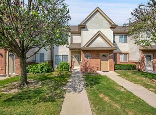 41065 Rose Ln, Clinton Township, MI 48036