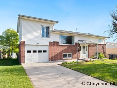 731 Melton St, Cheyenne, WY, 82009