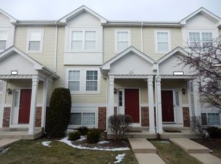 364 Holiday Ln, Hainesville, IL 60073