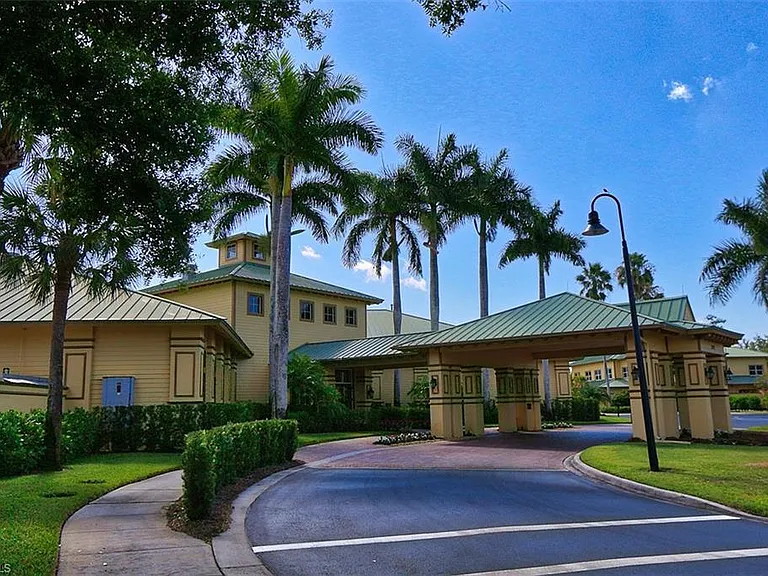 3940 Loblolly Bay Dr #2-104 — Photo 17