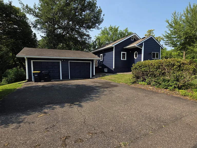 2 Car Garage