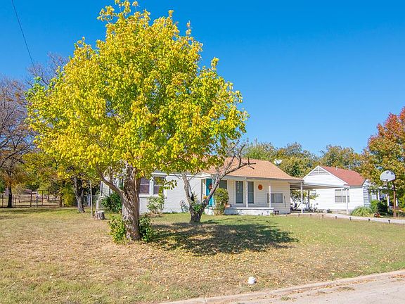 2nd image of 1013 La Monte Dr