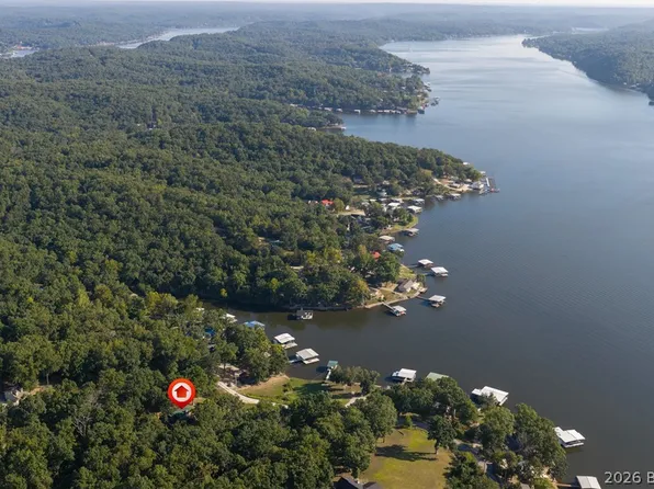 47 Badger Point, Climax Springs, MO 65324