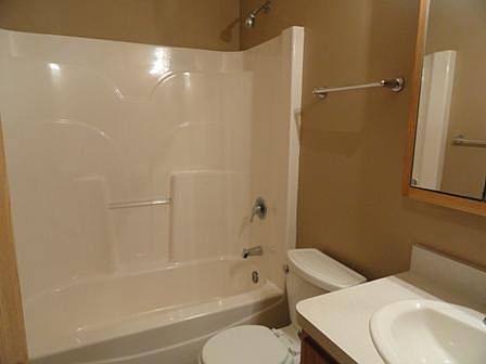 3rd image of 857 Covey Ln