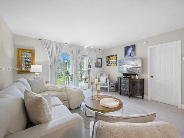 1402 NW 80th Ave APT 210, Margate, FL 33063