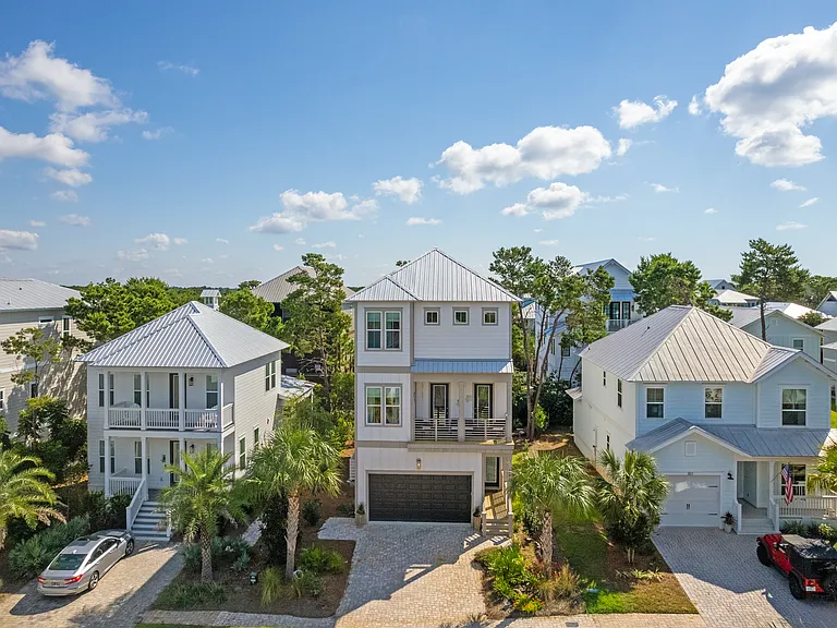 295 Grande Pointe Cir — Photo 48