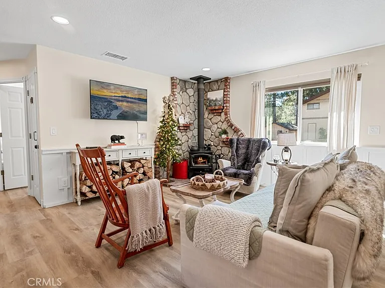 1080 Pan Springs Ln — Photo 5