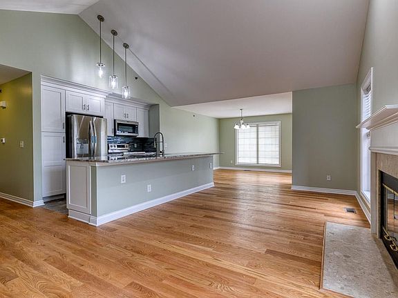 5th image of 203 S Village Way #15