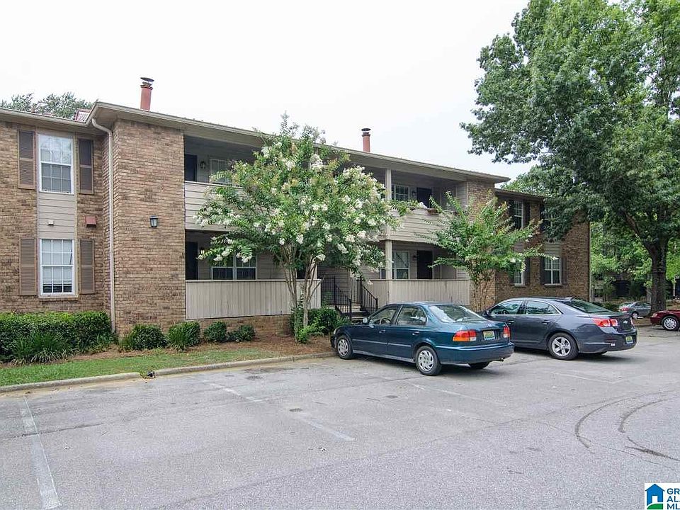 1st image of 907 SW Chapel Creek Dr #907
