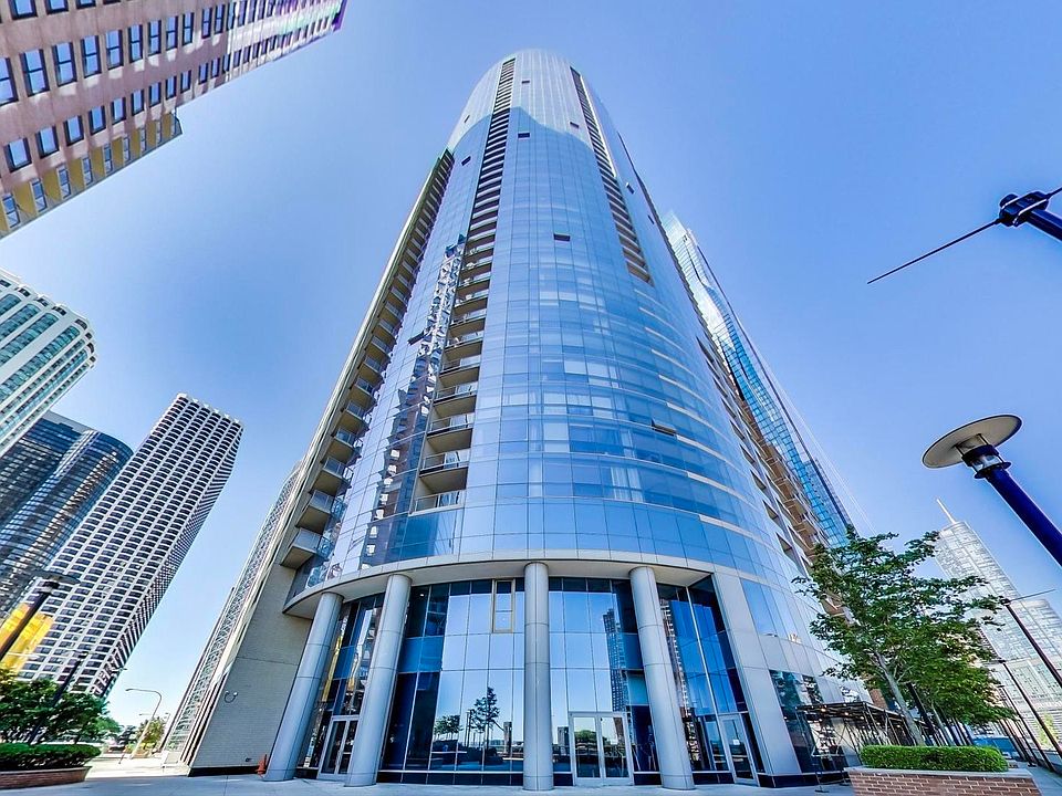 1st image of 420 E Waterside Dr Unit 1401