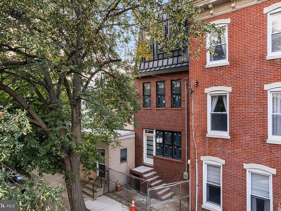 1st image of 1915 Fitzwater St