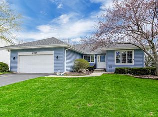2308 Newport Dr, Naperville, IL