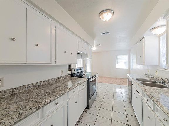 2nd image of 5108 Queen Ann Ct