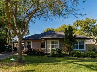 452 Delaine Dr, Corpus Christi, TX 78411