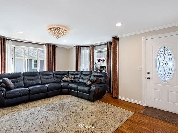 4th image of 6426 Portal Manor Dr