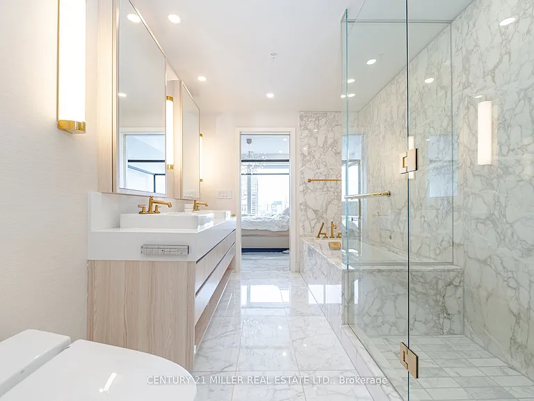 180 University Ave #2705 — Photo 39