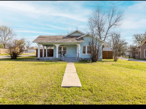 500 W Main St, Whitesboro, TX 76273