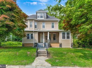 2218 Roslyn Ave, Baltimore, MD