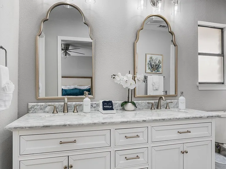 Primary EnSuite Bathroom