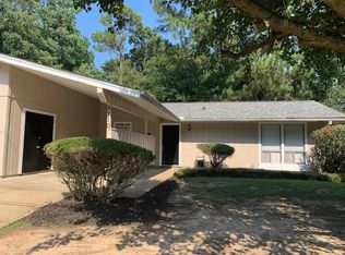 5710 Orchardview Dr, Jackson, MS 39211