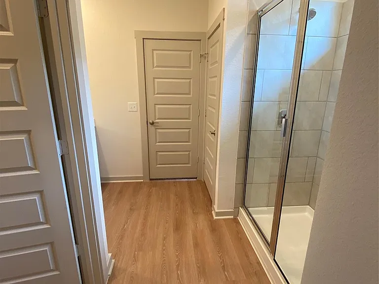 2205 Sisterdale Ln — Photo 14