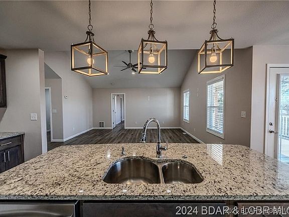5th image of 1077 Gutridge Ln