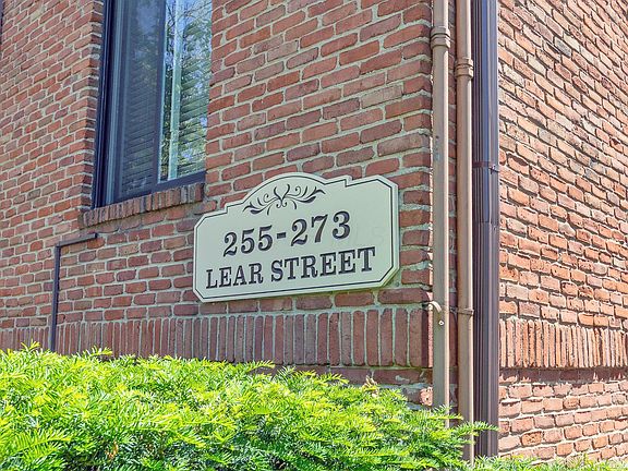 4th image of 273 Lear St #6