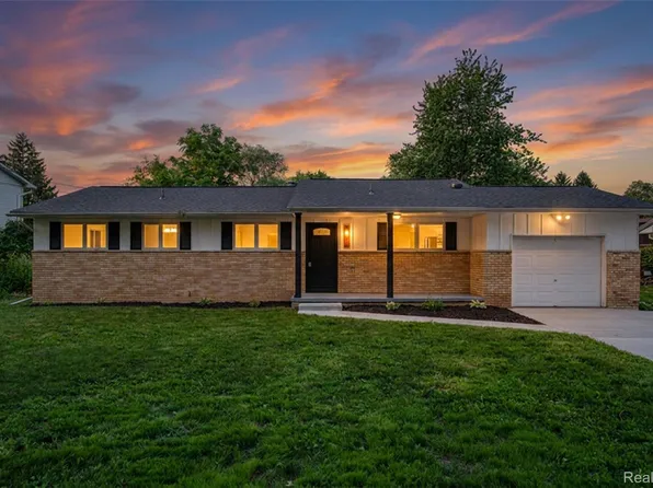 6201 Lerner Way, Lansing, MI 48911
