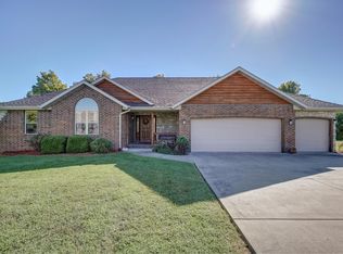 5494 Anita Ave, Pleasant Hope, MO 65725