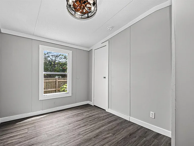 2122 Koster Rd — Photo 17