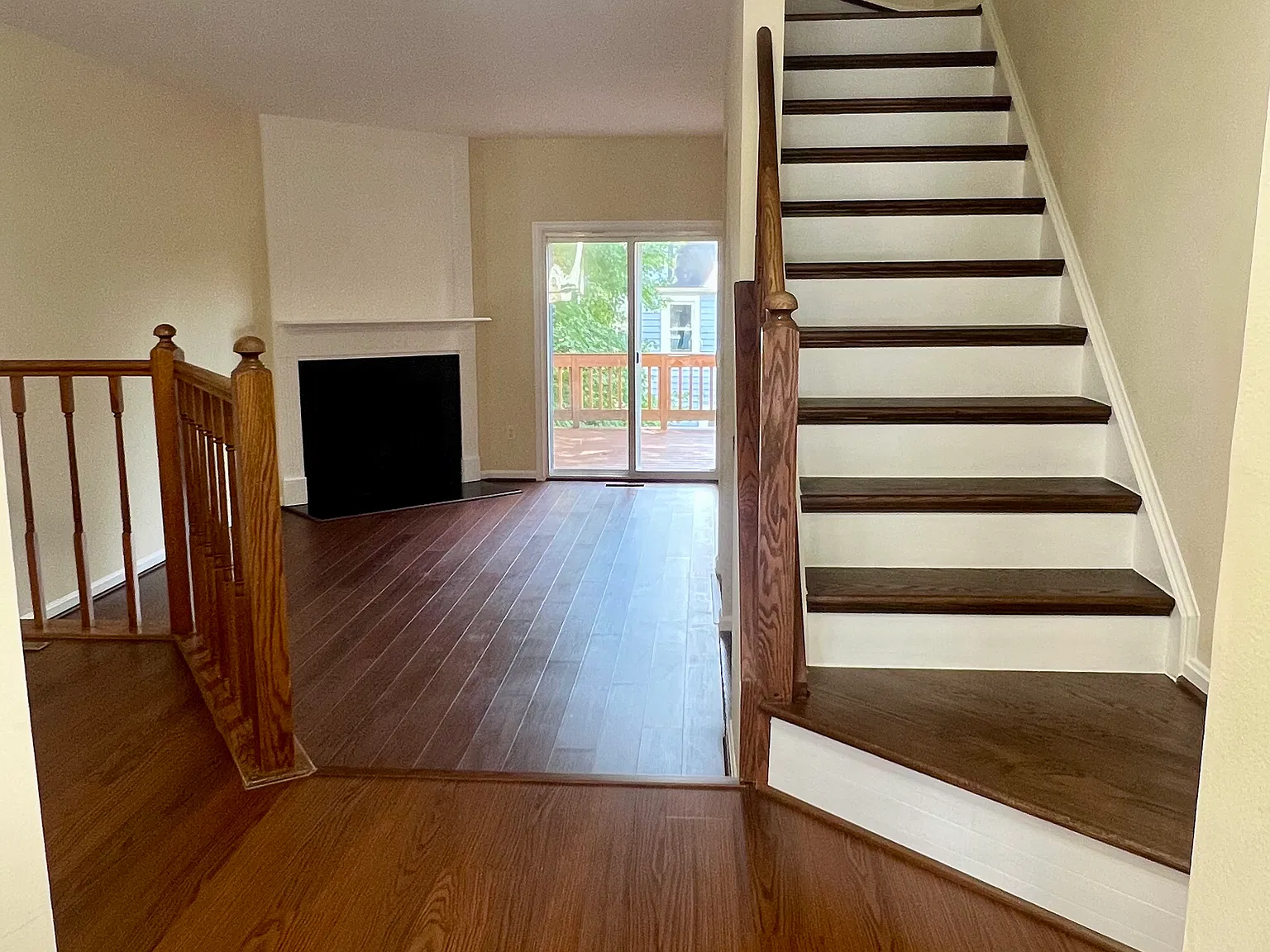 3 bed, 2.5 bath, 1452 sqft, $2,900 — Photo 2