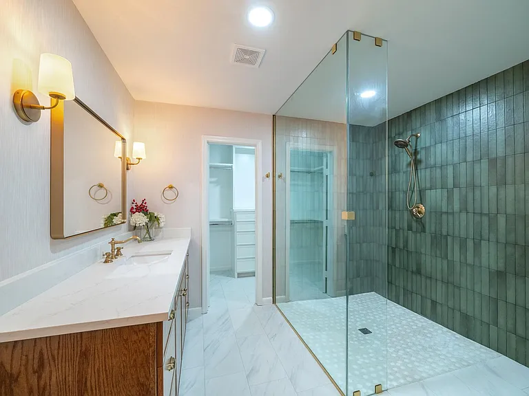 7715 Twin Hills Dr — Photo 4