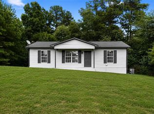 332 Lavista Dr SW, Calhoun, GA 30701