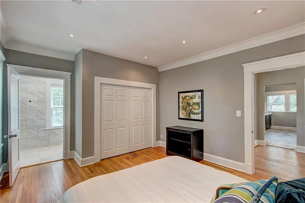 2 bed, 2.0 bath, 1100 sqft, $2,750 — Photo 4