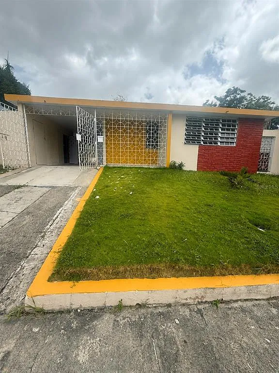 4 bed, 2.0 bath, 1200 sqft, $1,500 — Photo 1