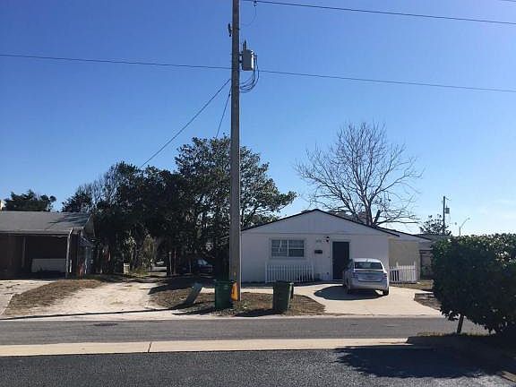 4th image of 1215 N 4th St